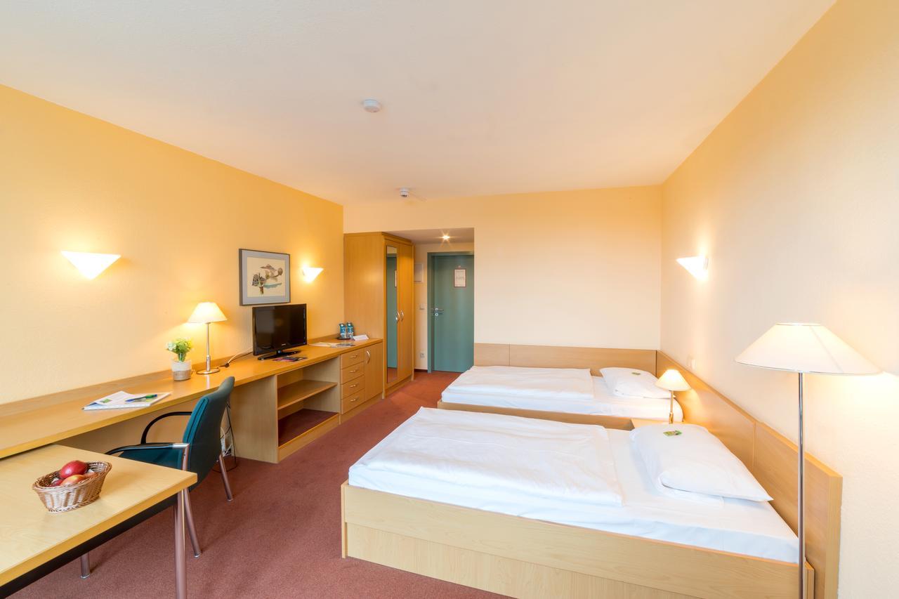 Leag Konferenzcenter Schulungs- Und Tagungshotel Im Spreewald リュベナウ エクステリア 写真
