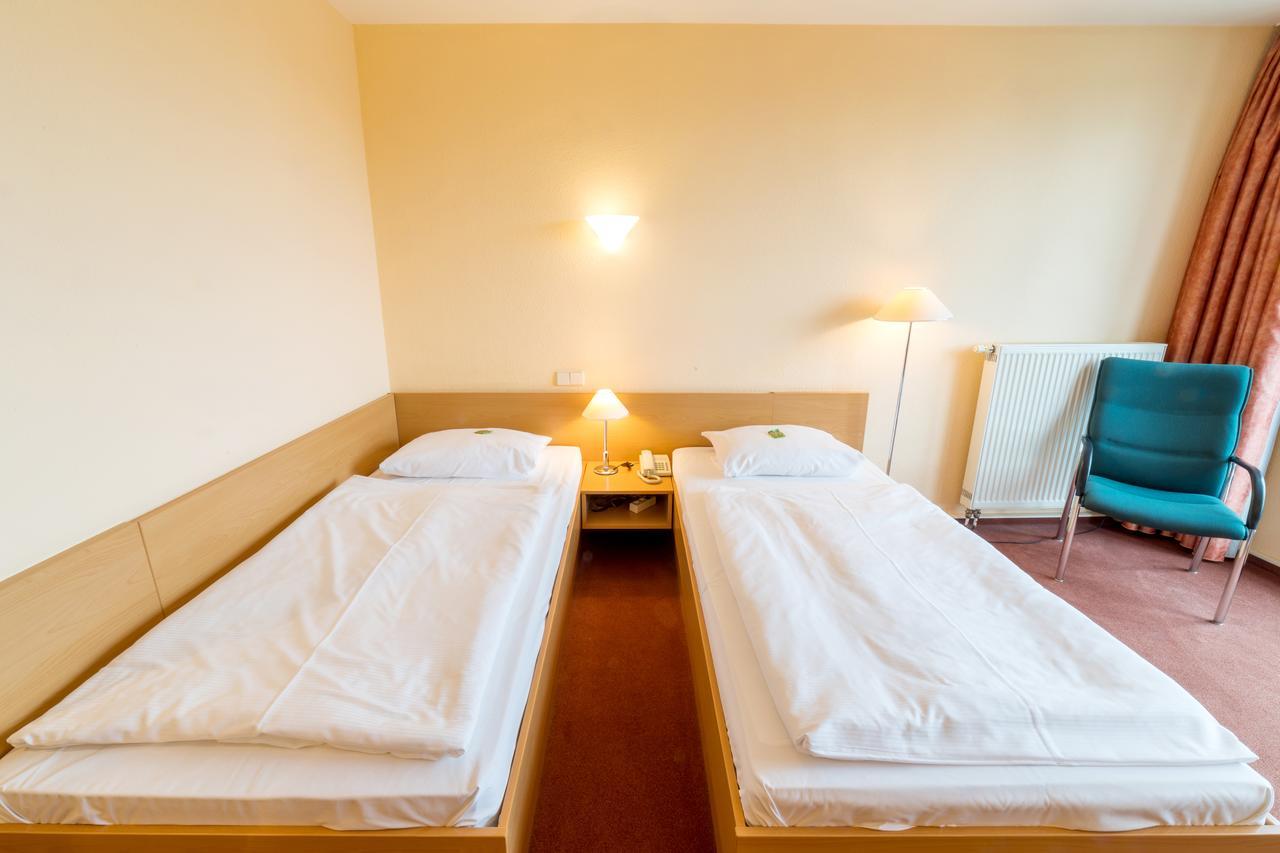 Leag Konferenzcenter Schulungs- Und Tagungshotel Im Spreewald リュベナウ エクステリア 写真