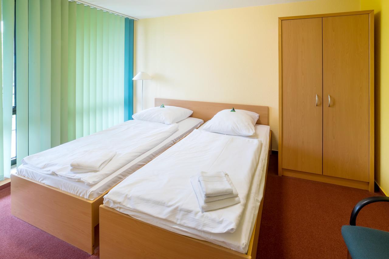 Leag Konferenzcenter Schulungs- Und Tagungshotel Im Spreewald リュベナウ エクステリア 写真