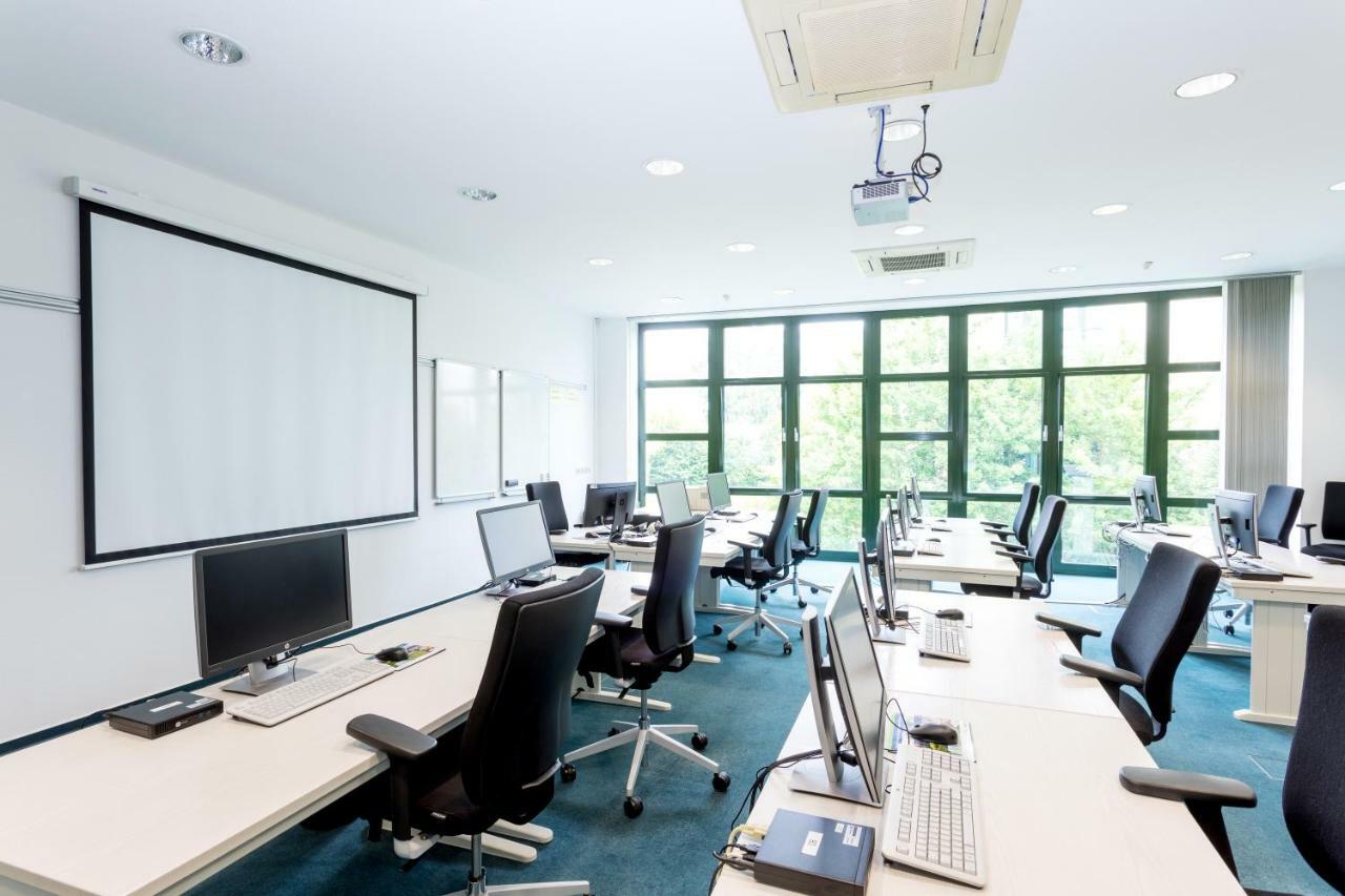Leag Konferenzcenter Schulungs- Und Tagungshotel Im Spreewald リュベナウ エクステリア 写真
